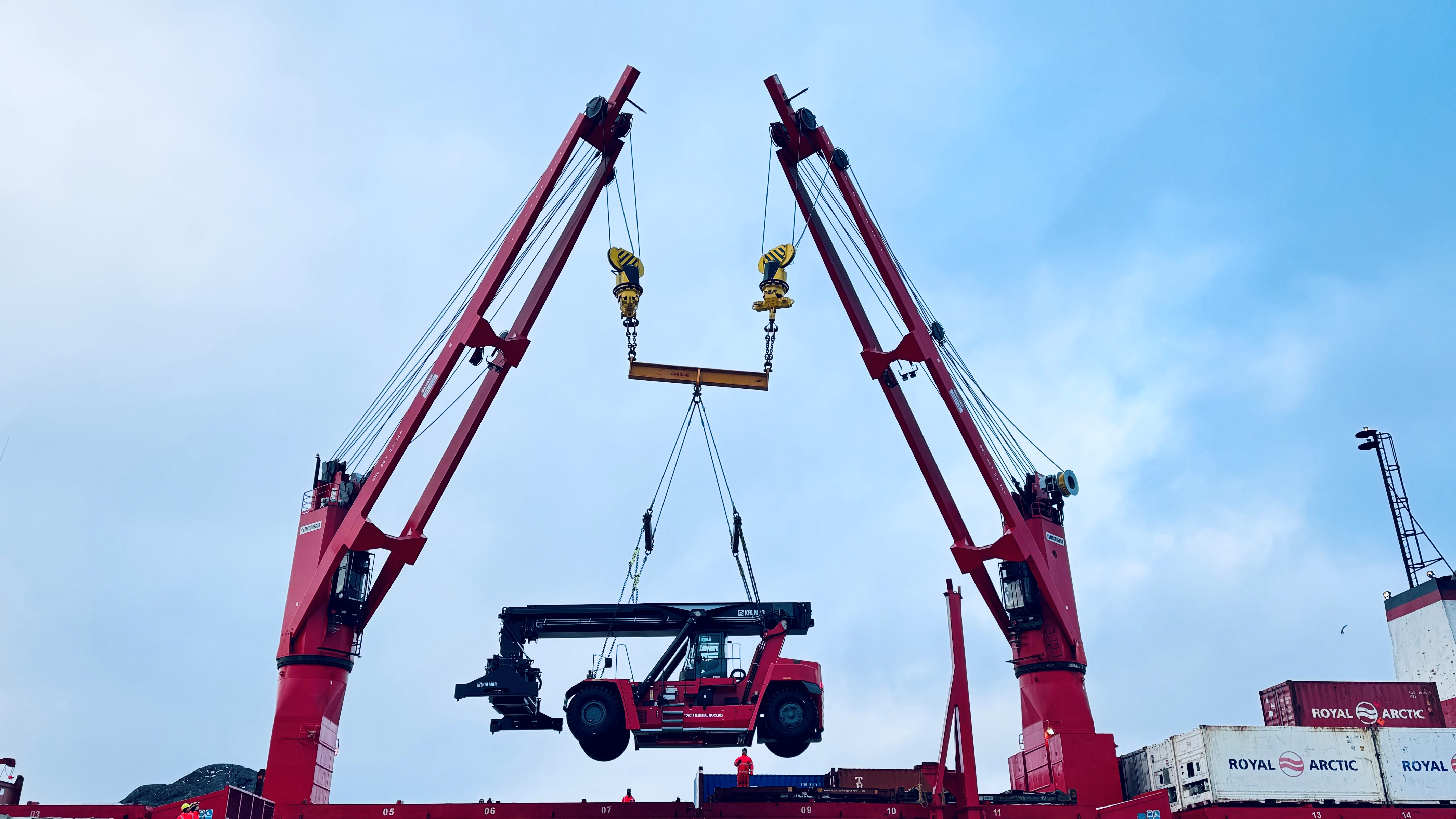 05. Twin Løft af Kalmar i Maniitsoq.jpg